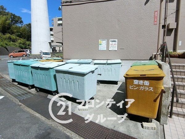 枚方ハイツ７号棟　中古マンション