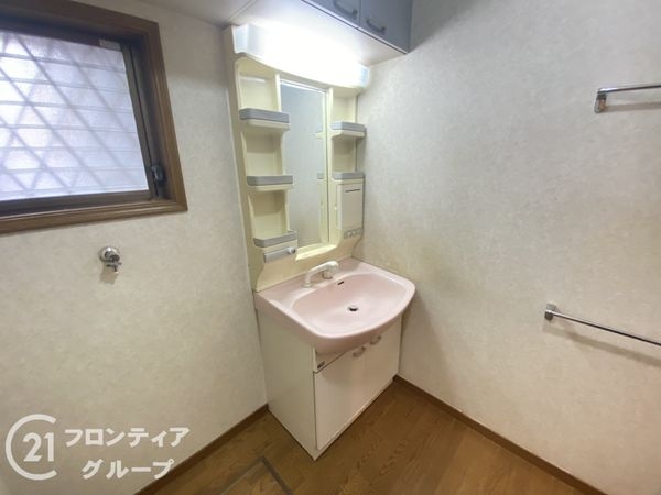 寝屋川市成田東が丘の中古一戸建て