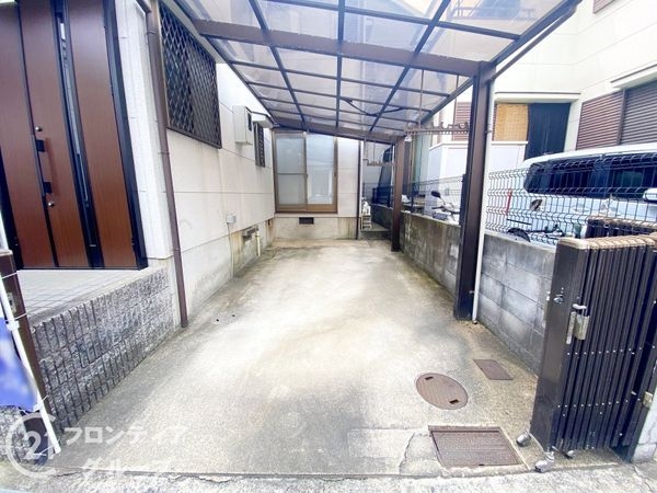 寝屋川市成田東が丘の中古一戸建て