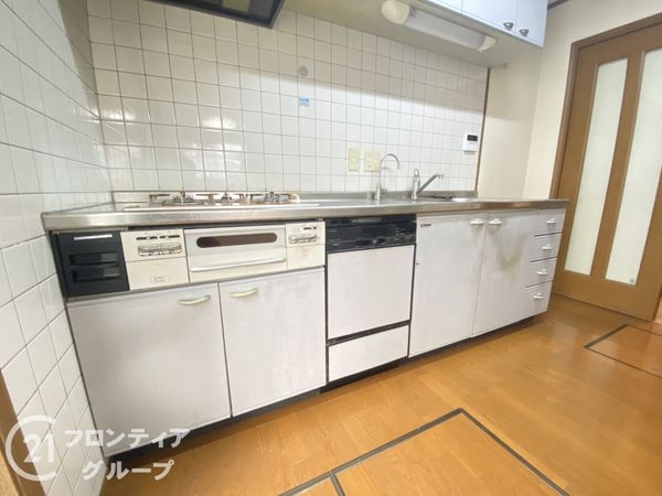 寝屋川市成田東が丘の中古一戸建て