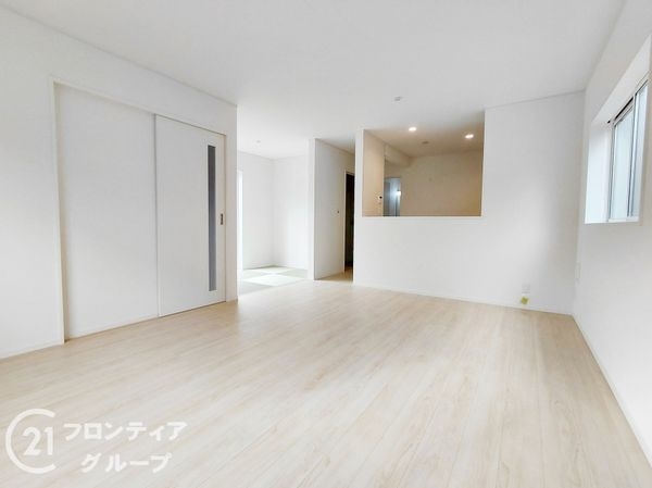 枚方市山之上西町　新築一戸建て　第１　１号棟