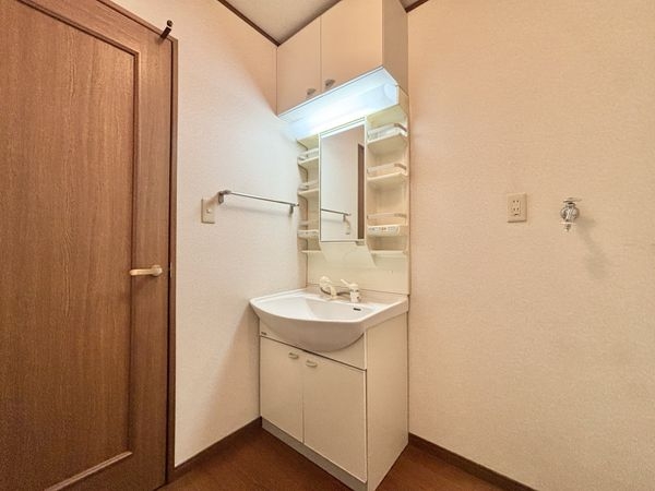 枚方市東香里３丁目の中古一戸建て