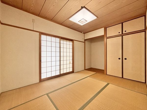 枚方市東香里３丁目の中古一戸建て