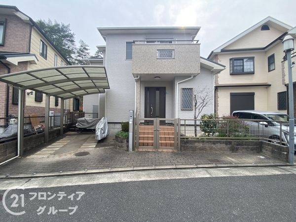 枚方市香里ケ丘３丁目の中古一戸建て