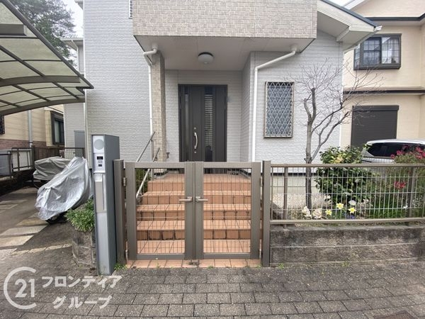 枚方市香里ケ丘３丁目の中古一戸建て