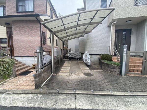 枚方市香里ケ丘３丁目の中古一戸建て