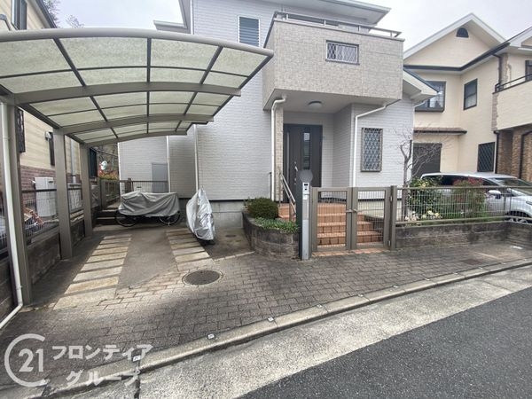 枚方市香里ケ丘３丁目　中古一戸建て