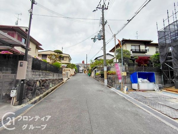 枚方市山之上西町　新築一戸建て　１号棟