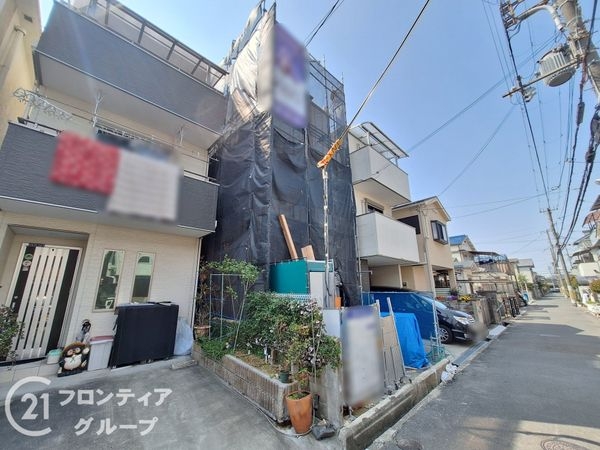 寝屋川市石津東町　新築一戸建て