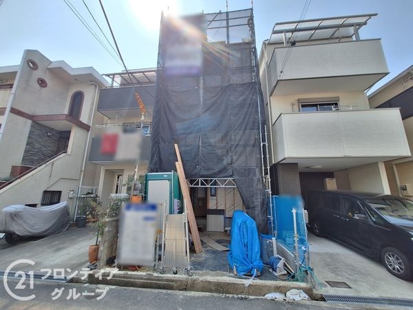 寝屋川市石津東町　新築一戸建て