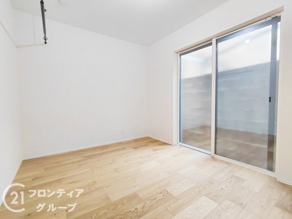 寝屋川市石津東町　新築一戸建て