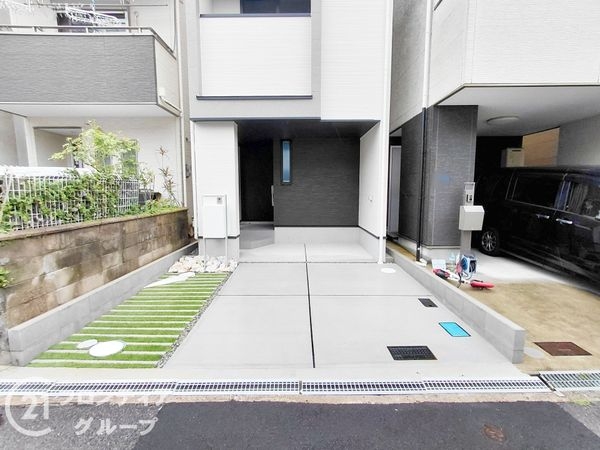 寝屋川市石津東町　新築一戸建て