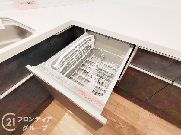寝屋川市石津東町　新築一戸建て