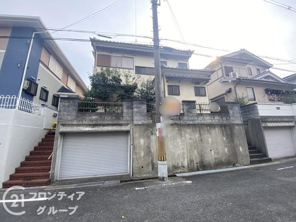 枚方市山之上北町の中古一戸建て