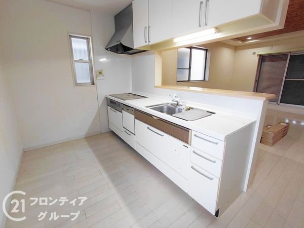 寝屋川市黒原橘町　中古一戸建て