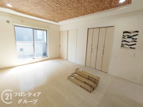 寝屋川市黒原橘町　中古一戸建て