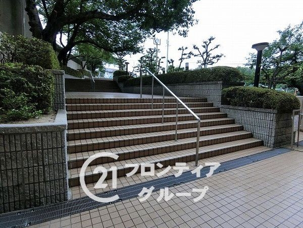 グリーンタウン香里ヶ丘A棟　中古マンション