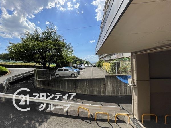 グリーンタウン香里ヶ丘A棟　中古マンション