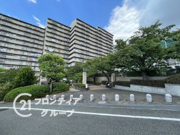 グリーンタウン香里ヶ丘A棟　中古マンション