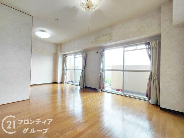 グリーンタウン香里ヶ丘A棟　中古マンション