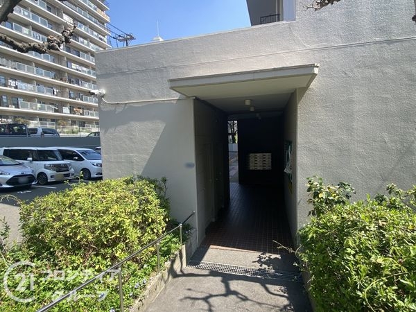 寝屋川東ファミリータウン西３番館　中古マンション