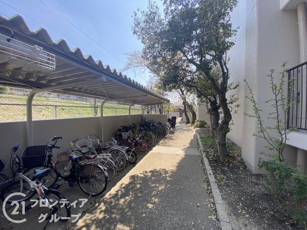 寝屋川東ファミリータウン西３番館　中古マンション