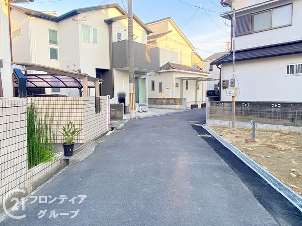 枚方市茄子作１丁目　新築一戸建て　1期　1号地