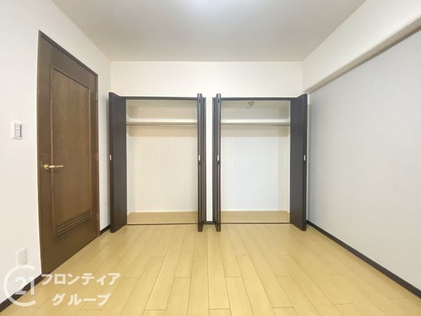 ふぁみーゆ寝屋川セントラルパークＢ棟　中古マンション