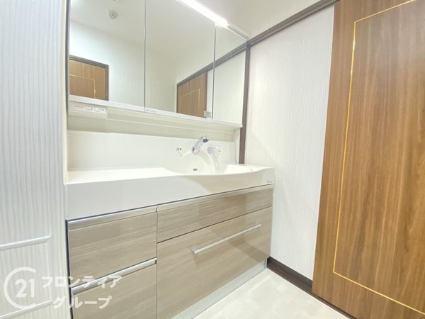 ふぁみーゆ寝屋川セントラルパークＢ棟　中古マンション