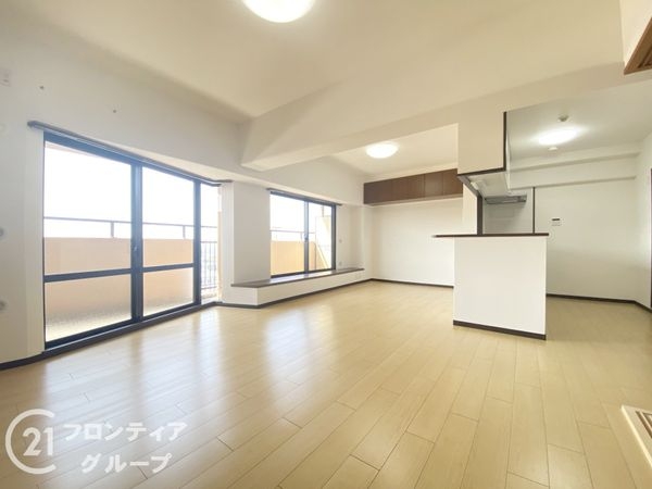 ふぁみーゆ寝屋川セントラルパークＢ棟　中古マンション