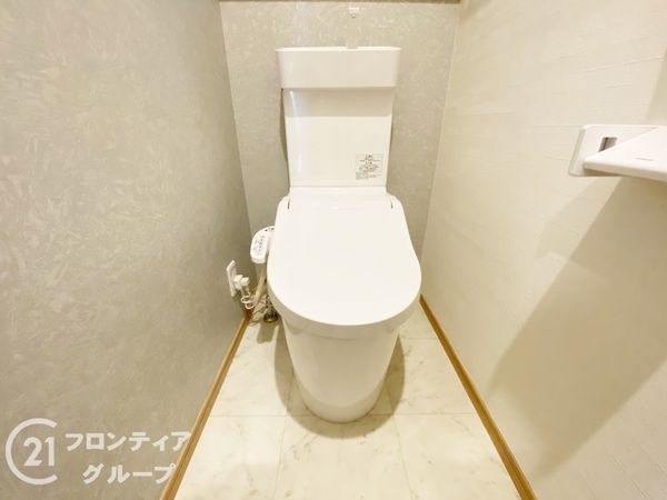 寝屋川市緑町　新築一戸建て