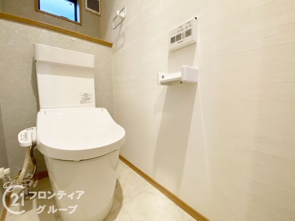 寝屋川市緑町　新築一戸建て