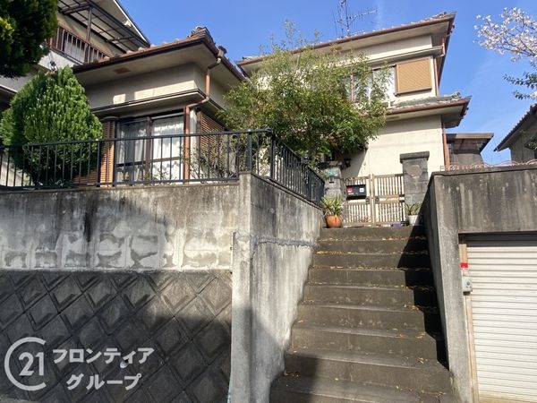 枚方市長尾家具町４丁目の中古一戸建て