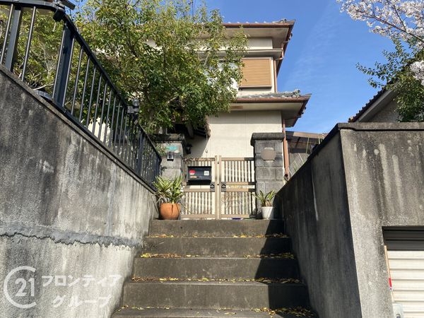 枚方市長尾家具町４丁目の中古一戸建て