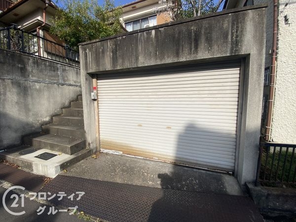 枚方市長尾家具町４丁目の中古一戸建て