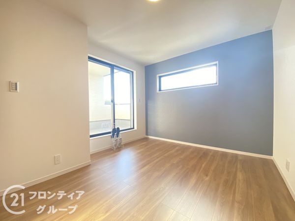 枚方市東中振１丁目の中古一戸建て