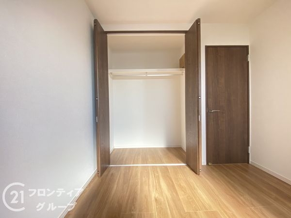 枚方市東中振１丁目の中古一戸建て