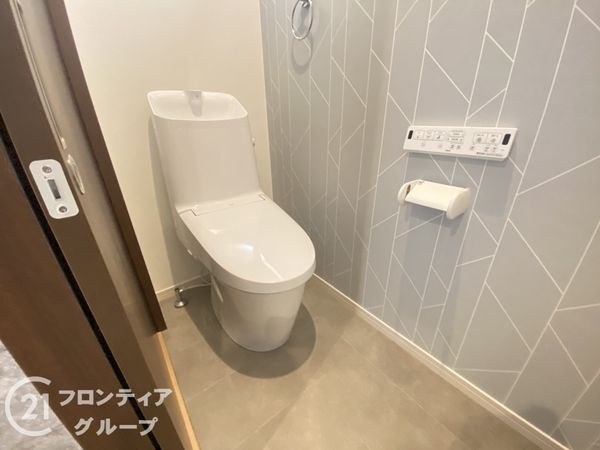 枚方市東中振１丁目の中古一戸建て