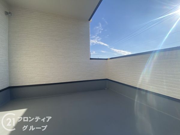 枚方市東中振１丁目の中古一戸建て