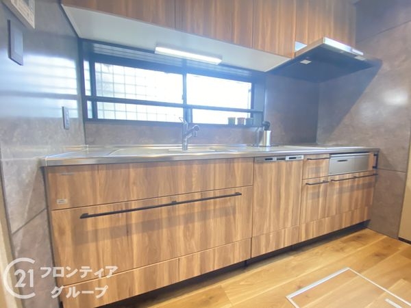 枚方市藤阪東町４丁目　中古一戸建て