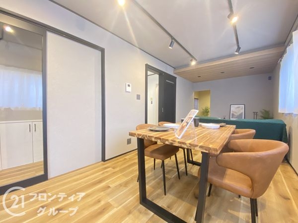 枚方市藤阪東町４丁目　中古一戸建て
