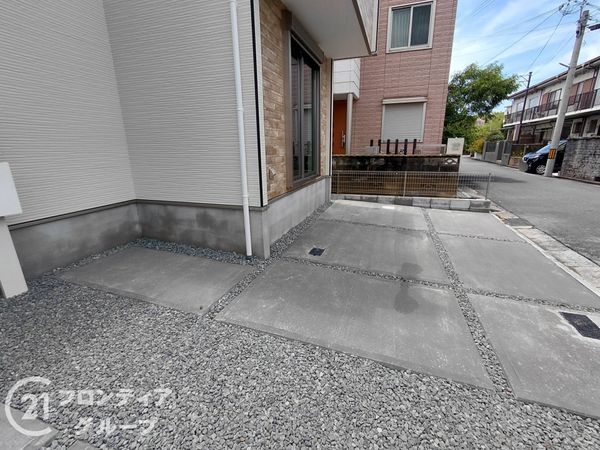 交野市松塚　新築一戸建て　２期　２号棟