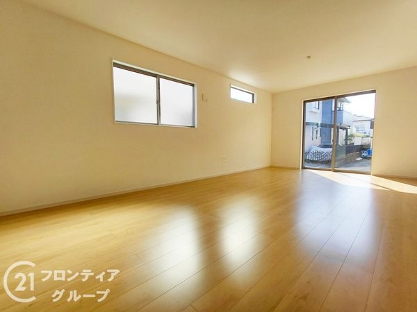 交野市松塚　新築一戸建て　２期　２号棟