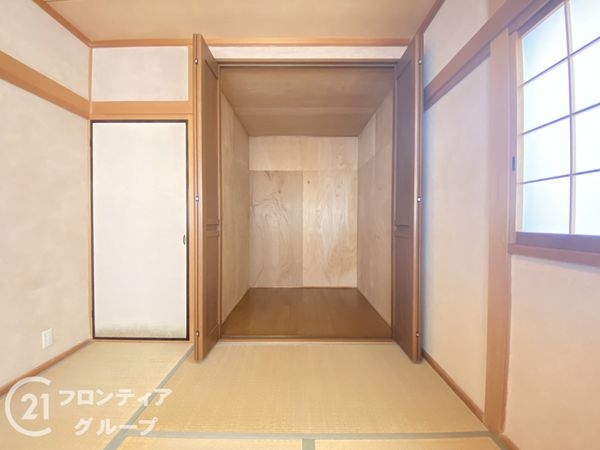 枚方市南中振２丁目の中古一戸建て
