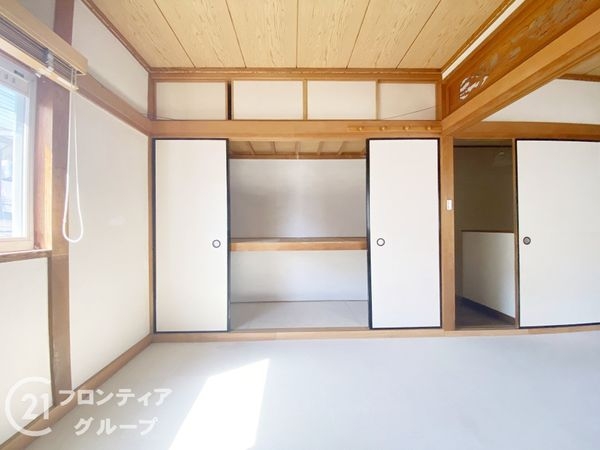 枚方市南中振２丁目の中古一戸建て