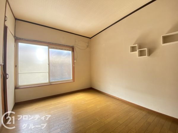 枚方市南中振２丁目の中古一戸建て