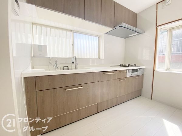 枚方市南中振２丁目の中古一戸建て