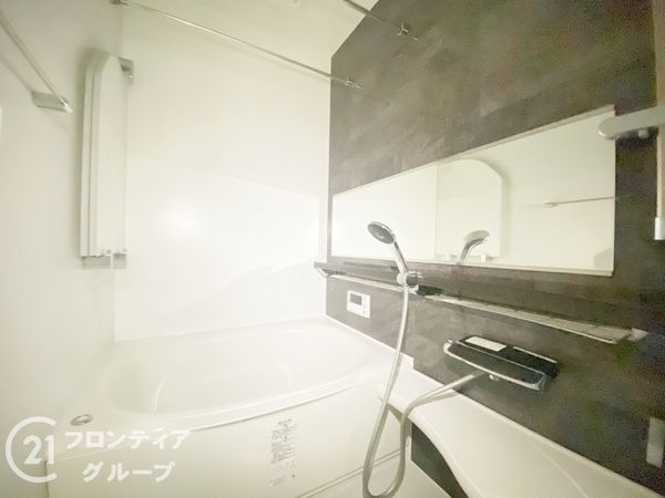 枚方市南中振２丁目　中古一戸建て
