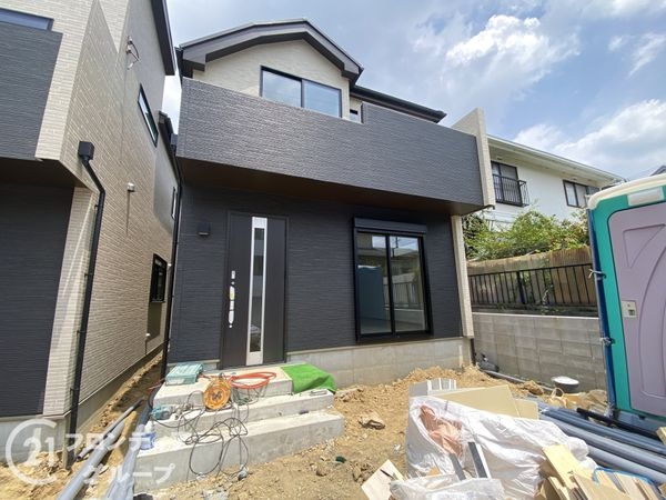 枚方市長尾東町１丁目　新築一戸建て　Ｂ号棟