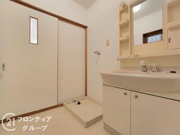 寝屋川市点野２丁目の中古一戸建て